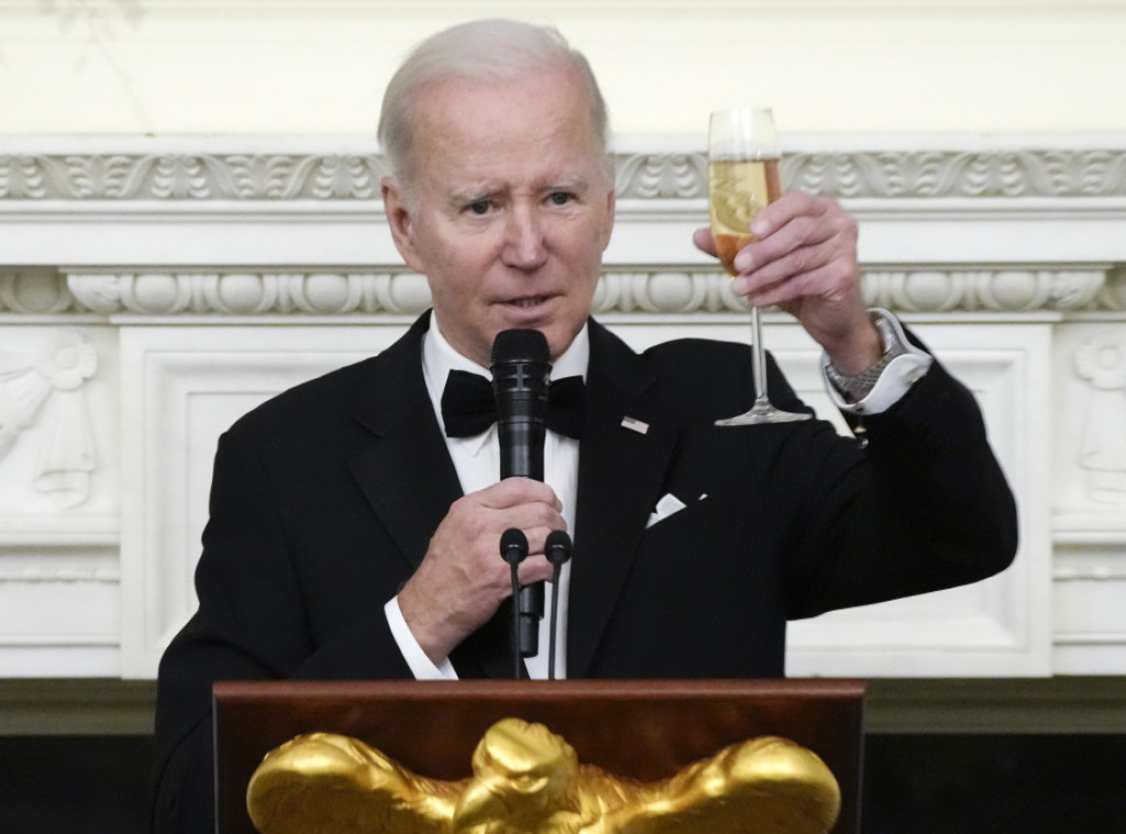 Biden congratulates Vucic on Statehood Day