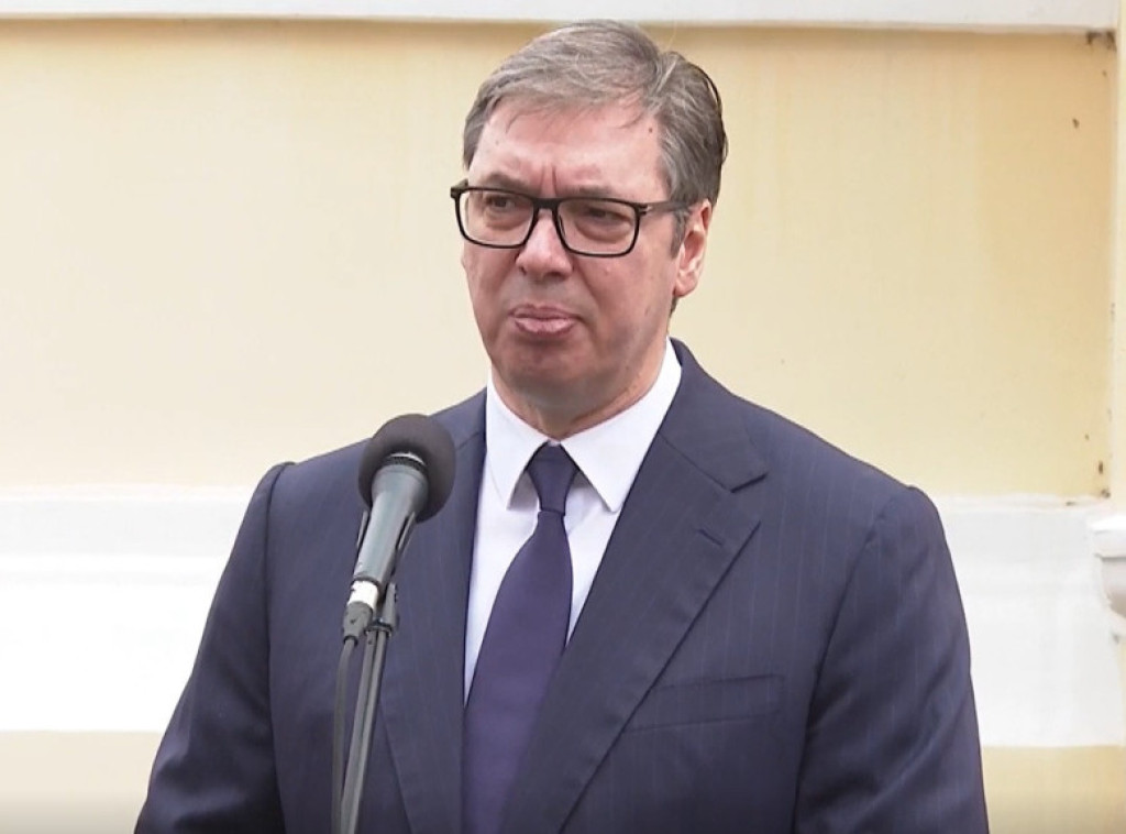 Vucic: When state is in jeopardy, we must be united