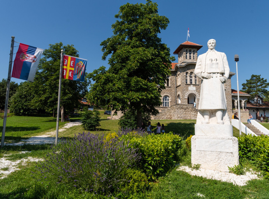 Centralna svečanost obeležavanja Dana državnosti održana u Orašcu