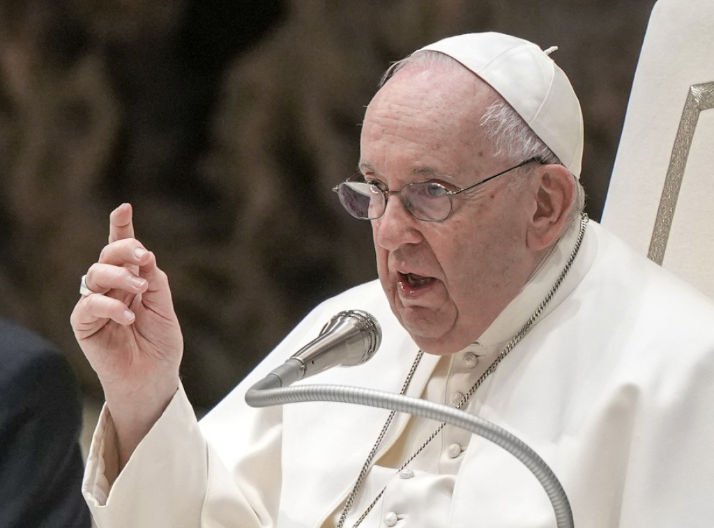 Papa Franja pozvao na prekid vatre: Pobeda se ne može graditi na ruševinama