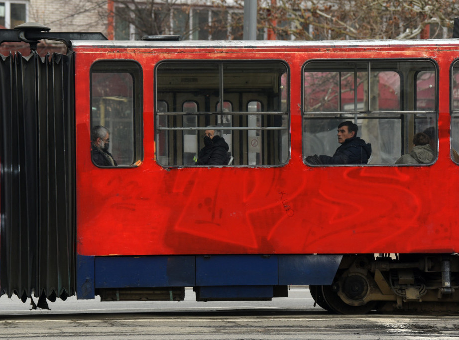 Na Vračaru povređena žena kada je ispala iz tramvaja