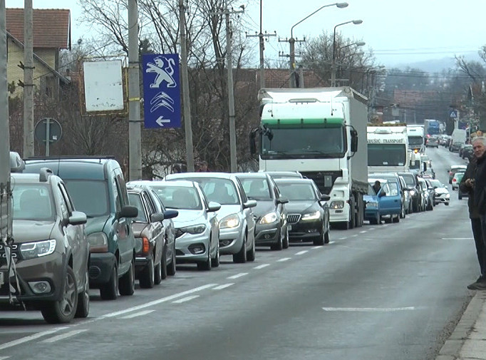 Čačak: Završena blokada Ibarske magistrale u Mrčajevcima