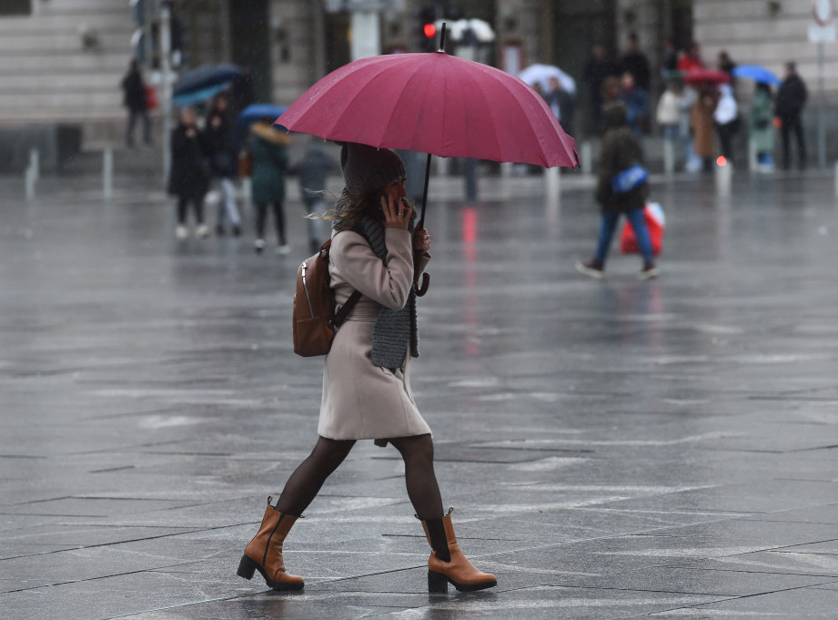 U Srbiji sutra promenljivo oblačno, ponegde kratkotrajna kiša