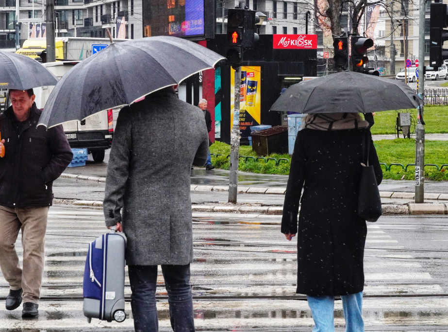 RHMZ upozorava na ledenu kišu noćas u delovima Srbije, na snazi narandžasti meteo-alarm