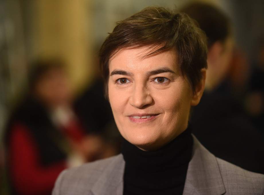 Premijerka Brnabić čestitala Novu godinu građanima Srbije