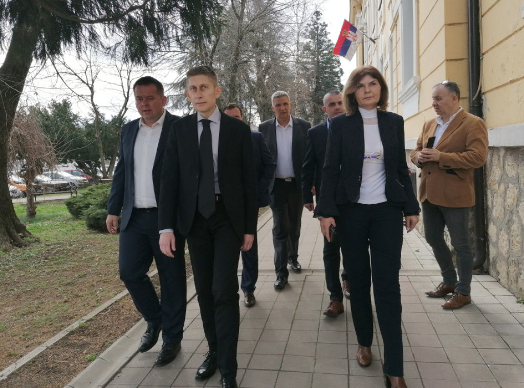 Martinović: Za zgradu OU Vladimirci izdvojeno 25 miliona dinara, potpisivanje sa svim opštinama 23. marta