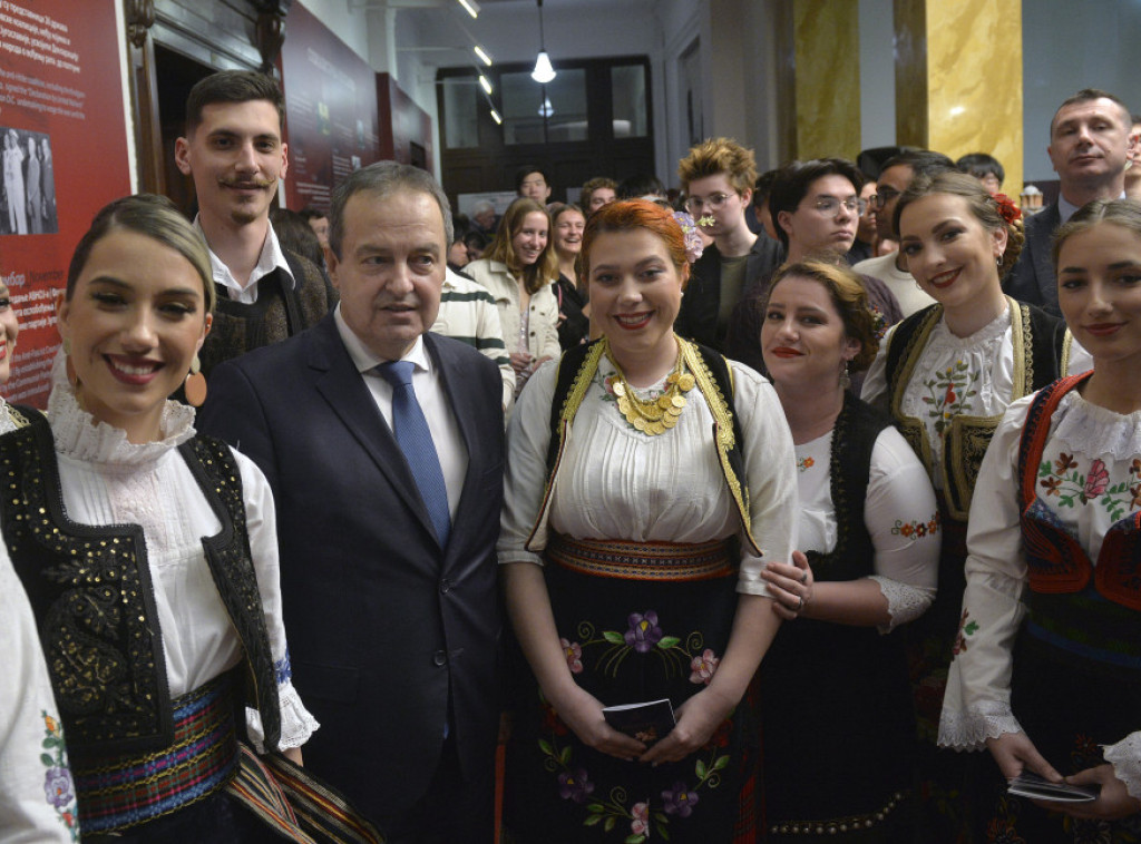 Ivica Dačić sastao se sa članovima studentskog orkestra američkog Univerziteta Prinston