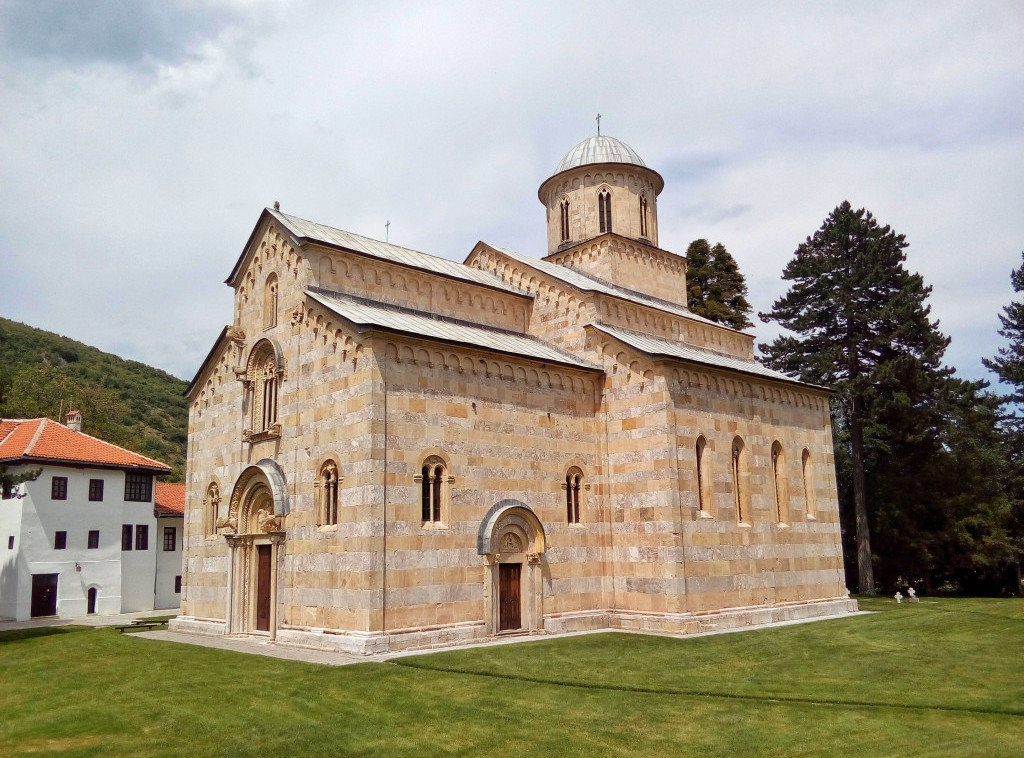 Barbano posetio manastir Visoki Dečani na KiM, razgovarao sa igumanom Janjićem