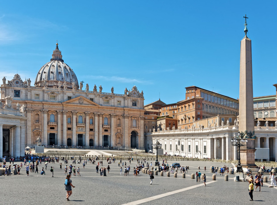 Vatikan: Pitanje žena đakona neće biti tema Sinoda, teološka refleksija se nastavlja