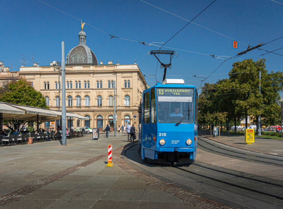 Nepoznata osoba ukrala tramvaj u Zagrebu, provozala ga i ostavila