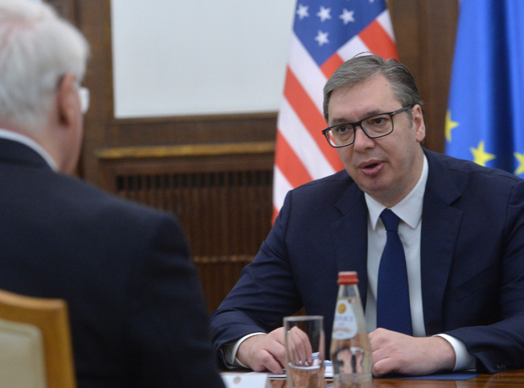 Vucic, Hill discuss situation in Kosovo-Metohija, Belgrade-Pristina dialogue