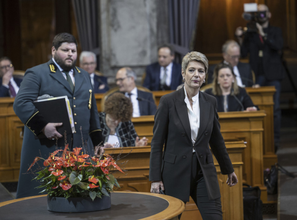 Švajcarski parlament odbacio paket pomoći banci Kredi Suis