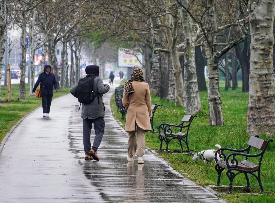 U Srbiji danas malo hladnije sa kišom, na planinama sneg