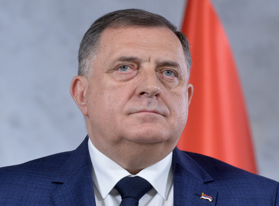 Dodik: Srpska stabilna i pored silnih pritisaka