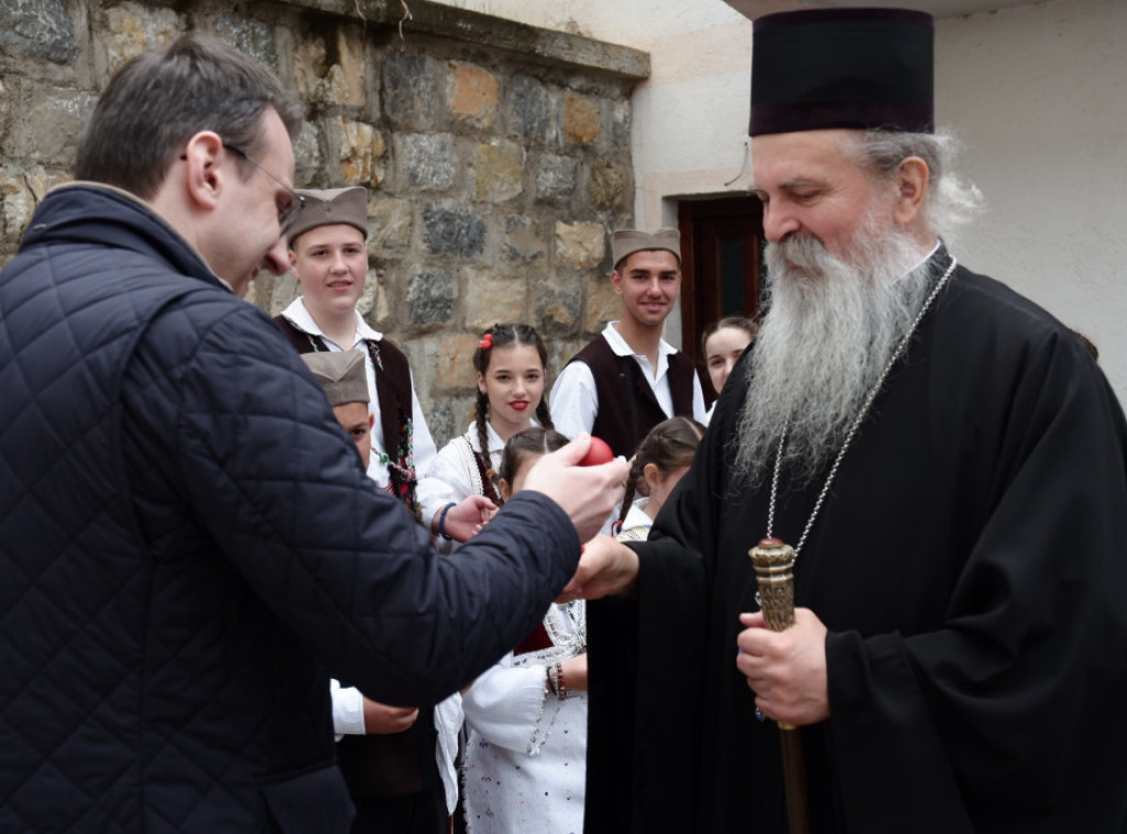 Proslava Vaskrsa u manastiru Draganac u Kosovskom Pomoravlju