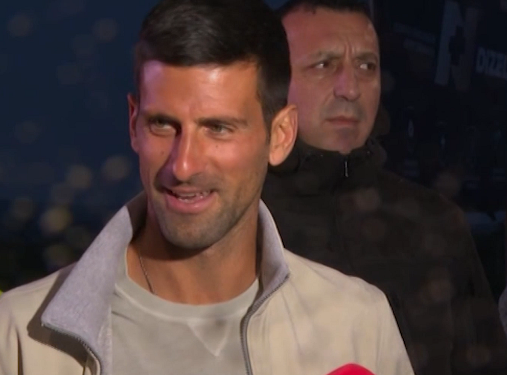 Novak Đoković prati duel Reala i Barselone, dobio dres Madriđana sa brojem 1