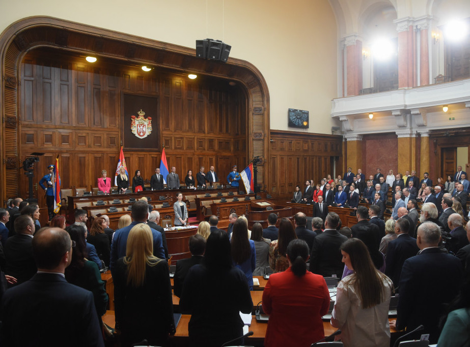 Skupština Srbije usvojila više zakonskih predloga, dve odluke i jedan predlog zaključka