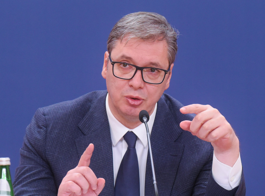 Vucic: I am proud of Serbian army's progress