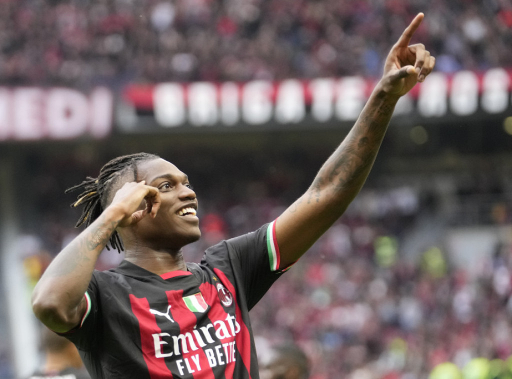 Leao odbio Čelsi i Real, želi da produži ugovor sa Milanom