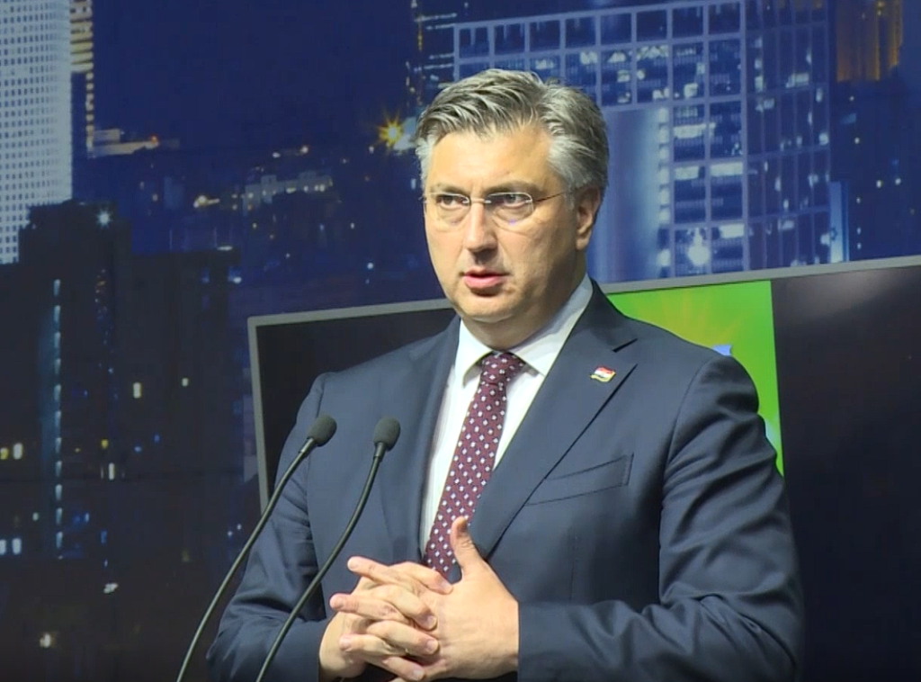 Plenković na Sajmu privrede u Mostaru: Hrvatska želi da investira u "južnu interkonekciju" preko koje će BiH dobiti gas