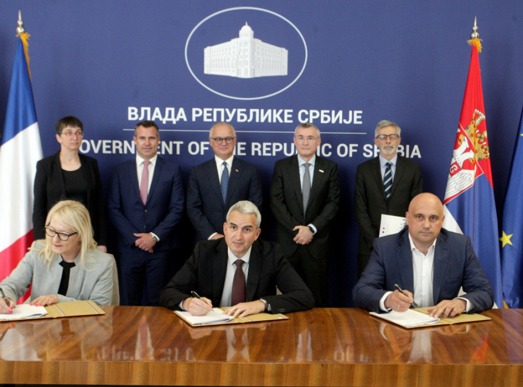 Vesic: Two European companies to manage Belgrade metro project