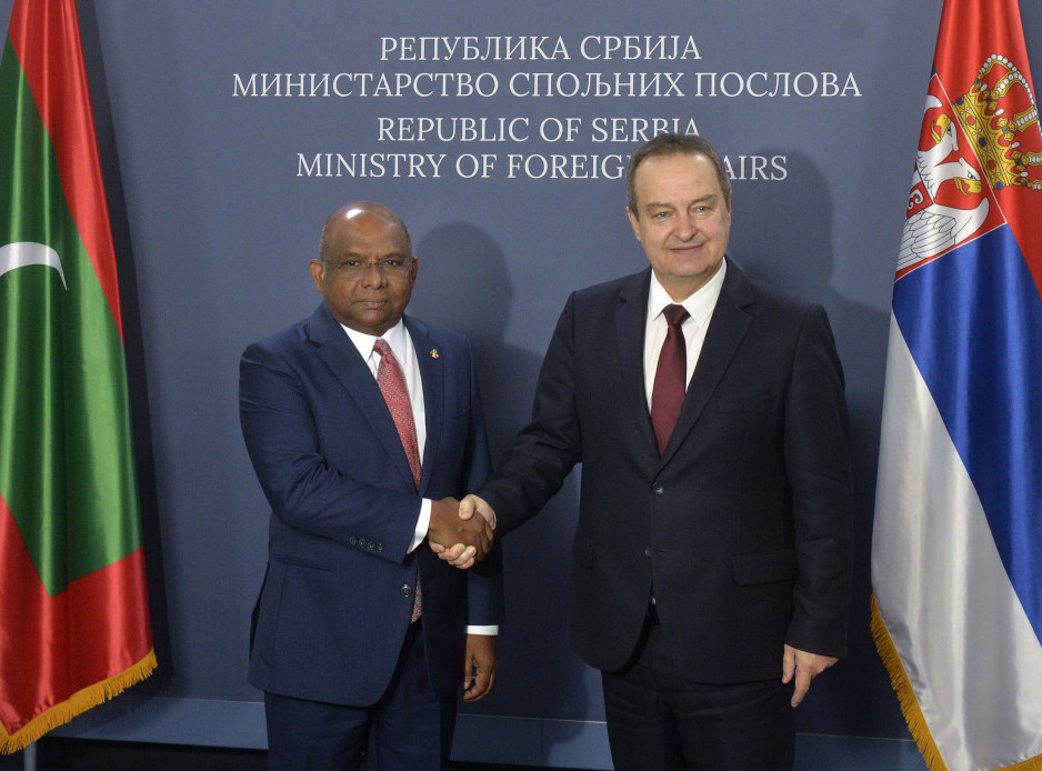 Serbia, Maldives sign several bilateral agreements