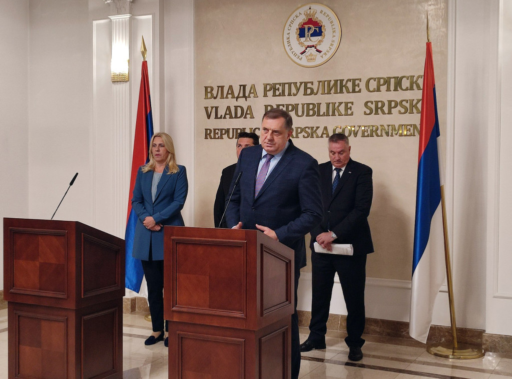 Dodik tužio Cvijanović, Viškovića, Stevandića, sebe i poslanike zbog Zakona o neprimenjivanju odluka Ustavnog suda BiH