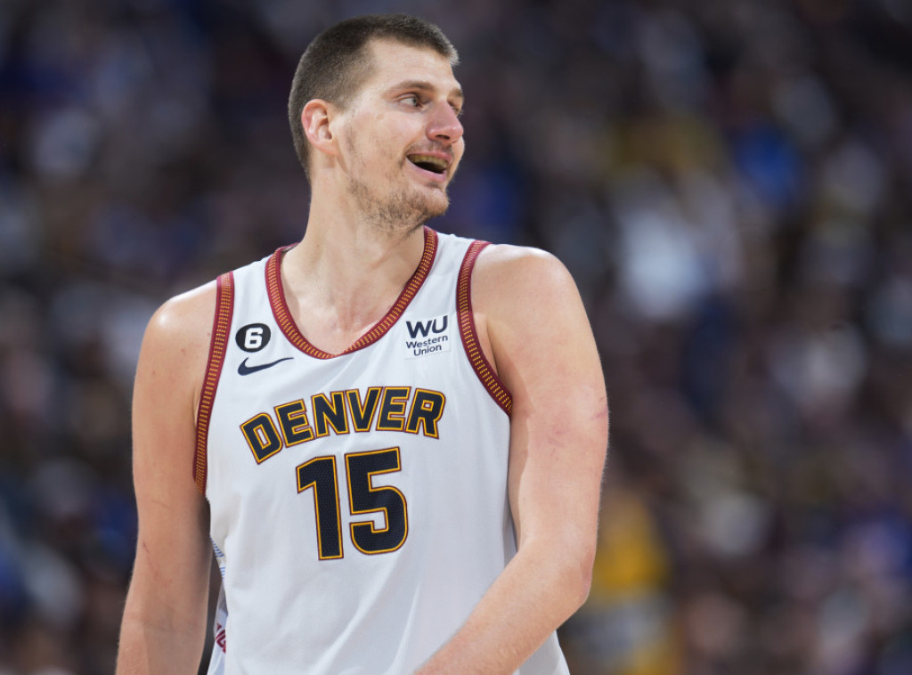 Jokić novim tripl-dablom obezbedio Denveru pobedu, Filadelfija savladala Boston