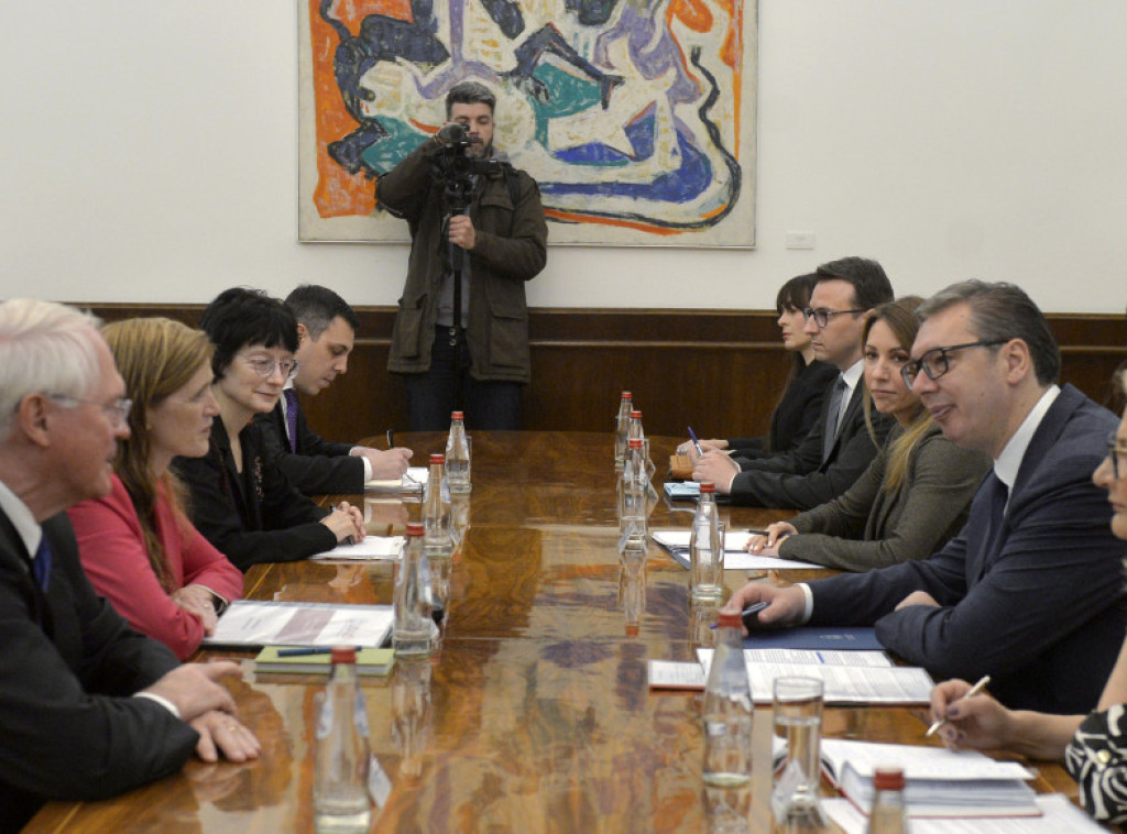 Predsednik Vučić sastao se sa USAID administratorkom Samantom Pauer