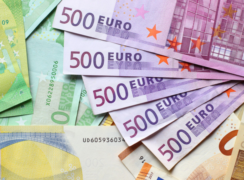 Suficit tekućeg računa evrozone u maju stabilan na 37 milijardi evra