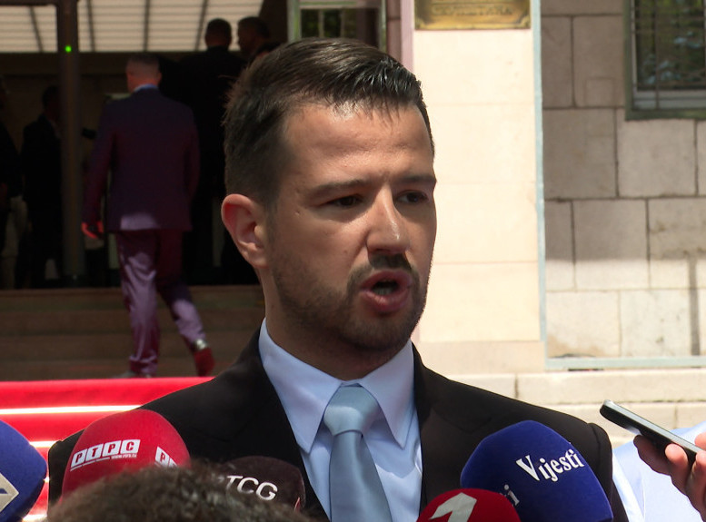 Milatović: Neprihvatljiv bilo koji pokušaj mešanja u formiranje vlade