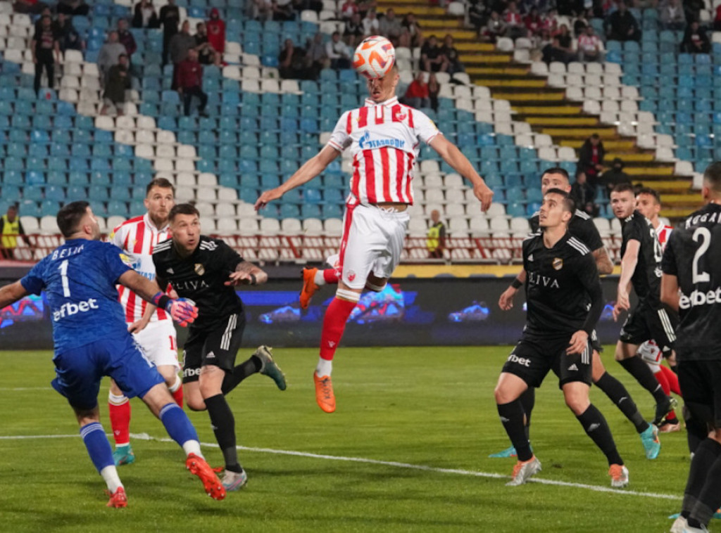 Spektakl u finalu Kupa, fudbaleri Zvezde uzeli trofej i treću duplu krunu u nizu