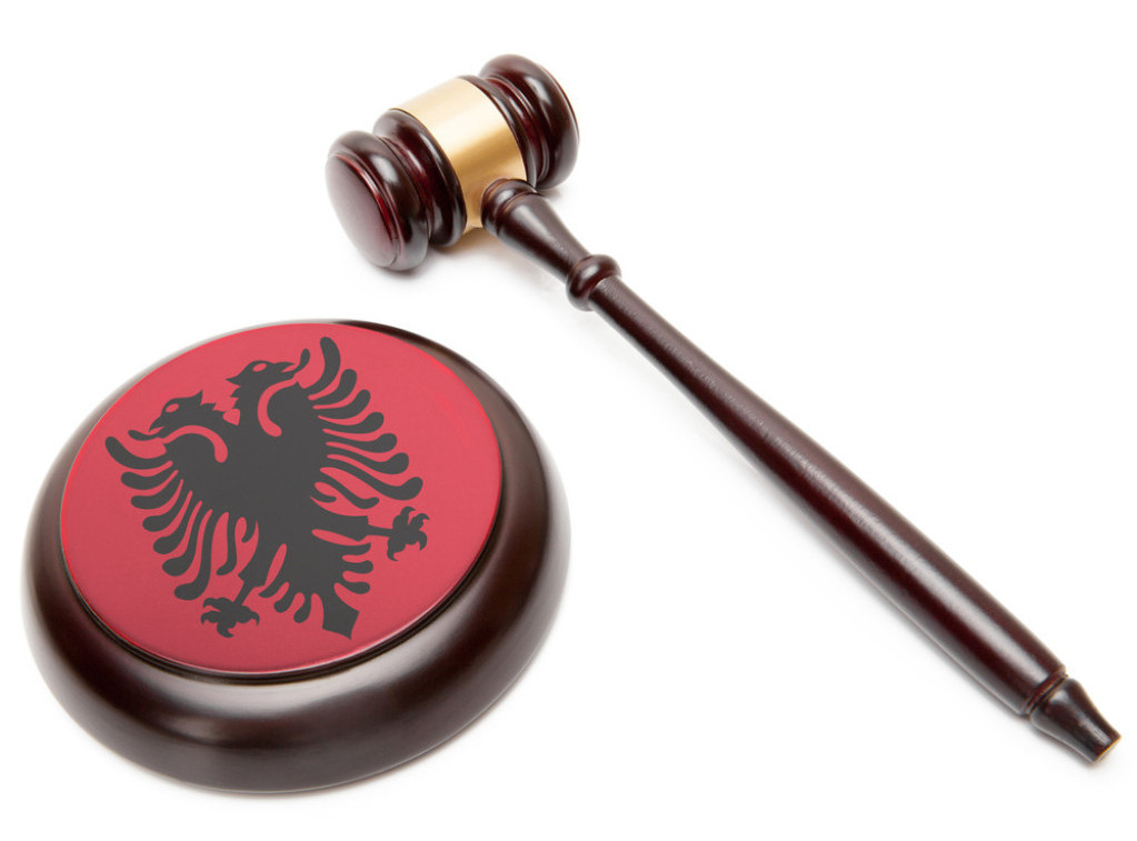Albansko tužilaštvo traži 93 godine zatvora zbog šverca kokaina preko Bara