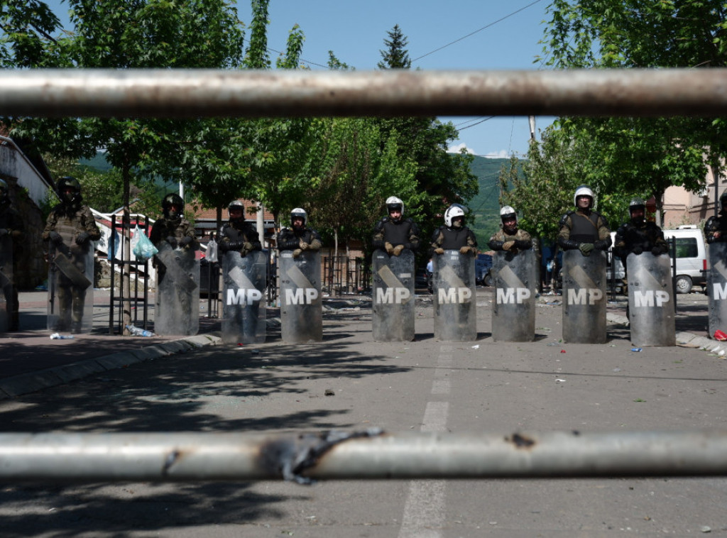 Završen mirni protest Srba u Zubinom Potoku, biće nastavljen sutra ujutru