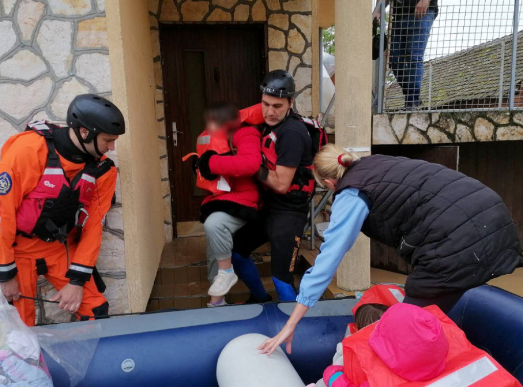 Zbog poplava evakuisano 26 lica u Mačvanskom okrugu