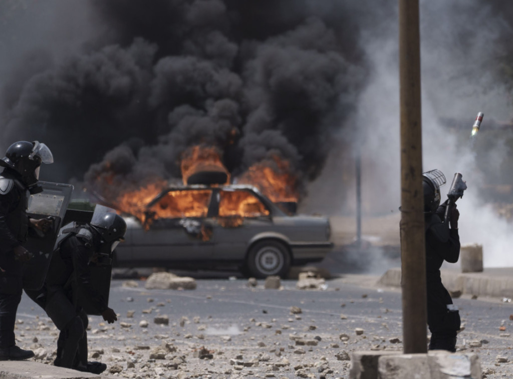 Senegal: U sukobima policije i opozicionih demonstranata stradalo 15 ljudi