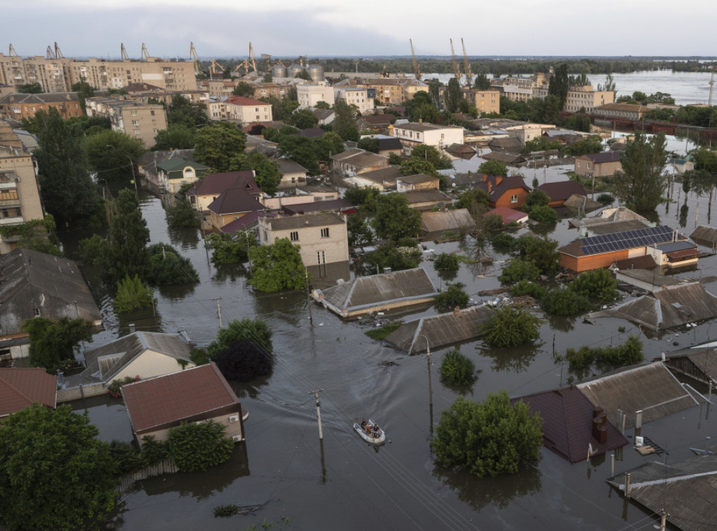 Kijev: Pod vodom je oko 600 kvadratnih kilometara Hersonske oblasti