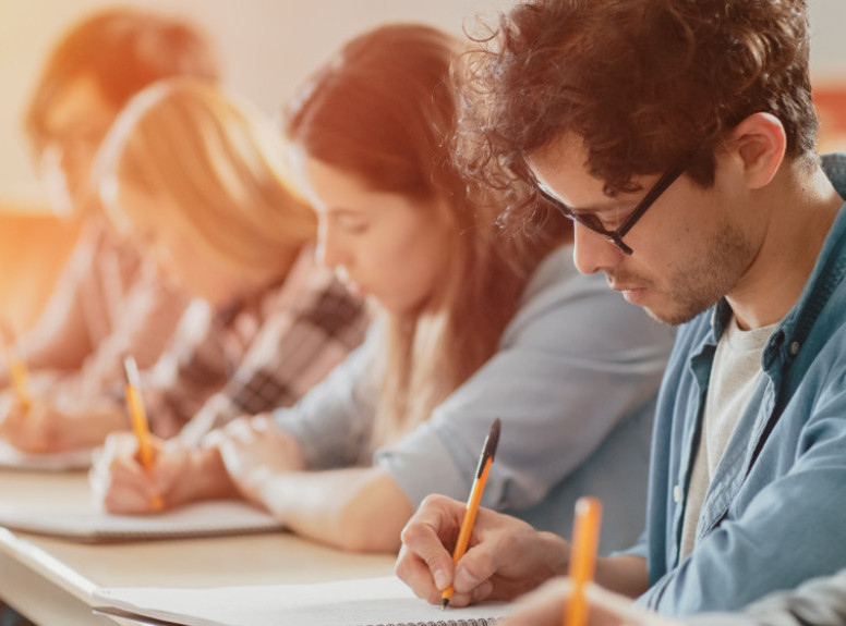 Centar za društvenu stabilnost nudi besplatnu pravnu pomoć đacima i studentima kojima je ugroženo školovanje