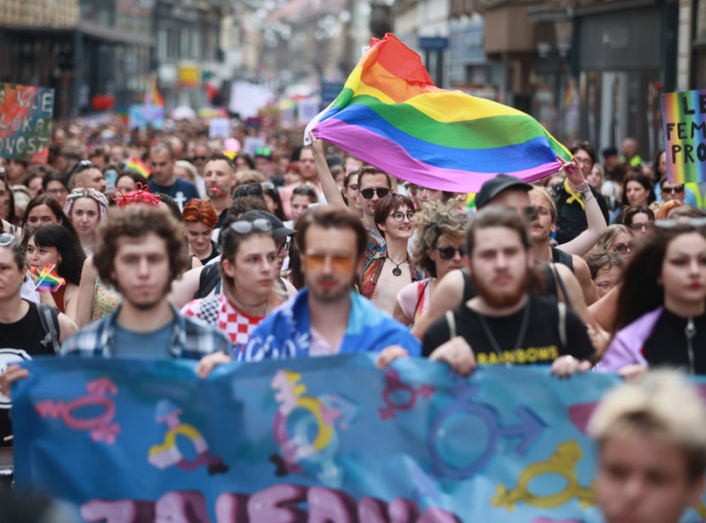 U Zagrebu se održava 22. Parada ponosa pod sloganom "Zajedno za trans prava"