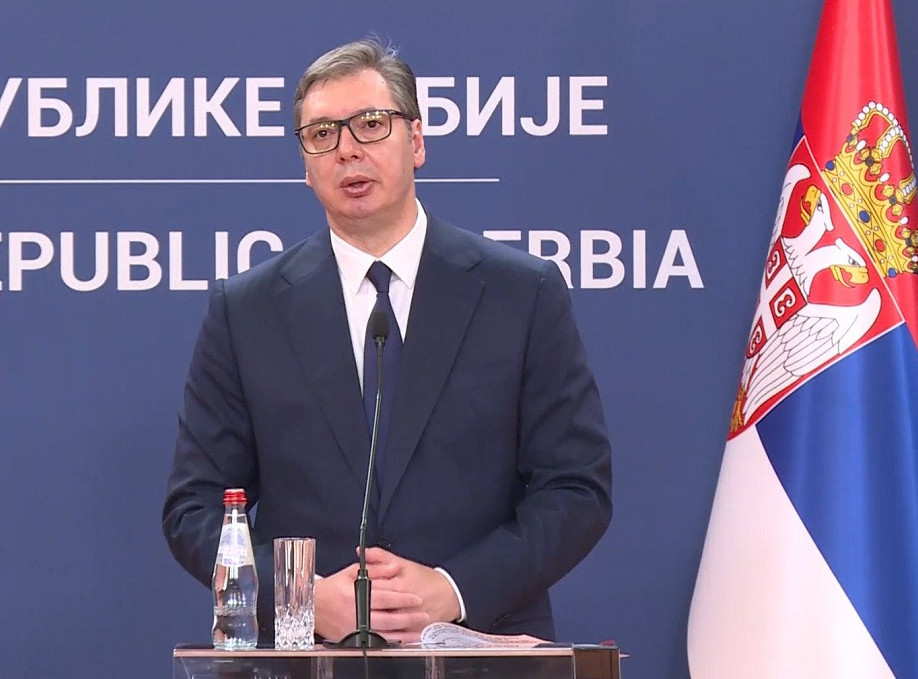 Vucic: Reports about acquisition of Montenegro bank untrue