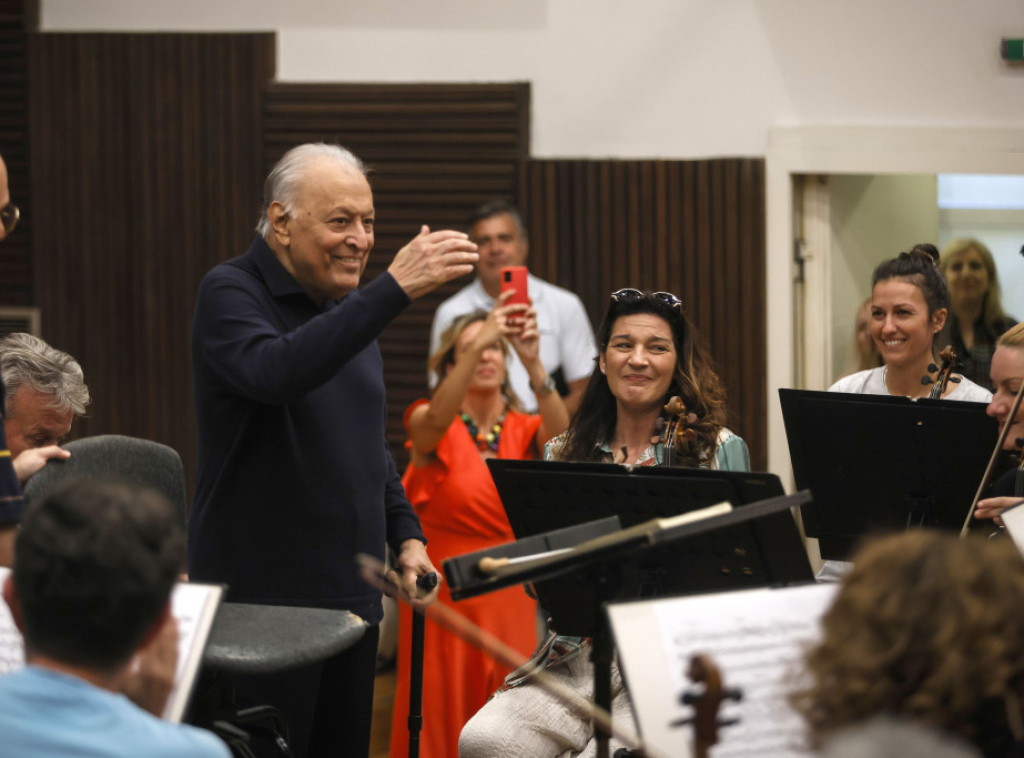 Mehta održao prvu probu sa Beogradskom filharmonijom pred koncert u utorak