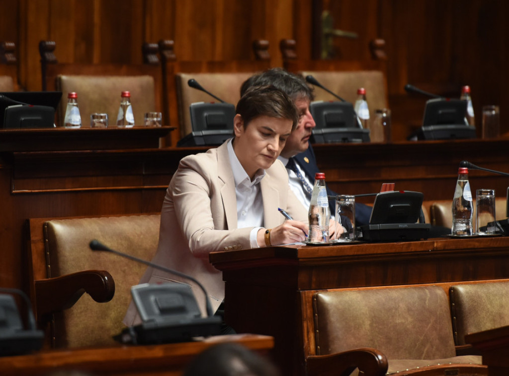 Brnabić: U toku interna kontrola u MUP-u zbog objavljivanja spiska za ubistvo dece u Ribnikaru