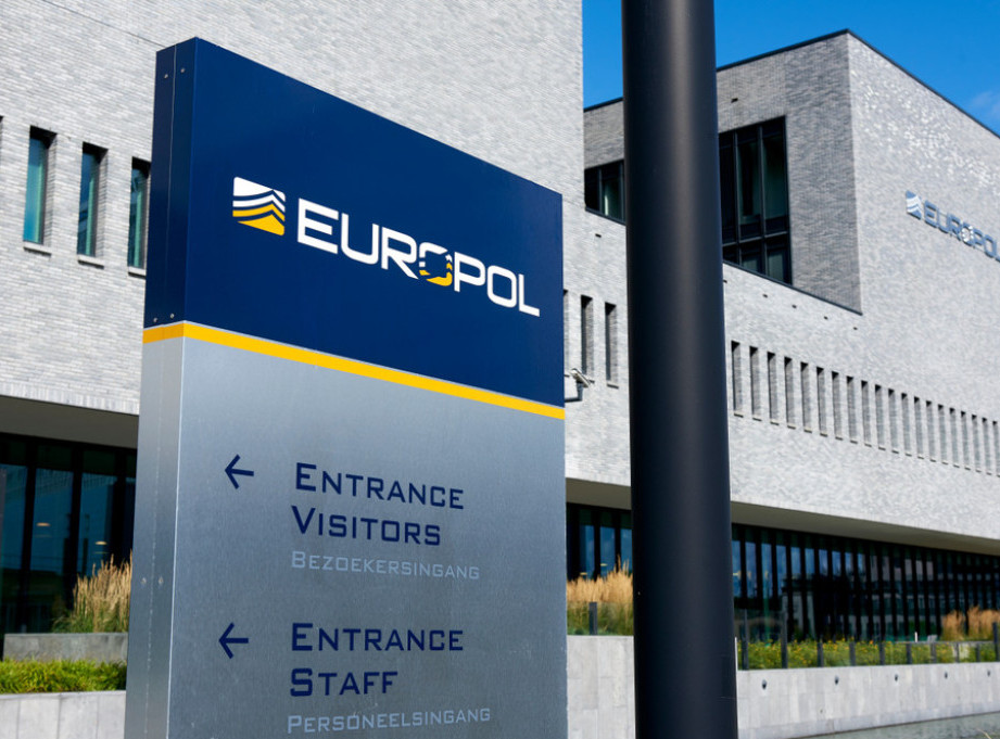 Evropol: Policijski organi u Albaniji i Italiji razbili kriminalnu mrežu za trgovinu