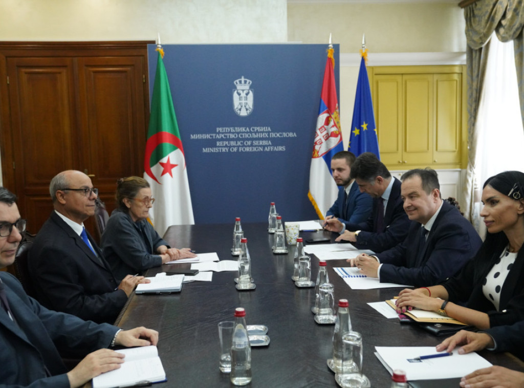 Ivica Dačić sastao se sa ambasadorom Alžira u Srbiji Fatahom Mahrazom