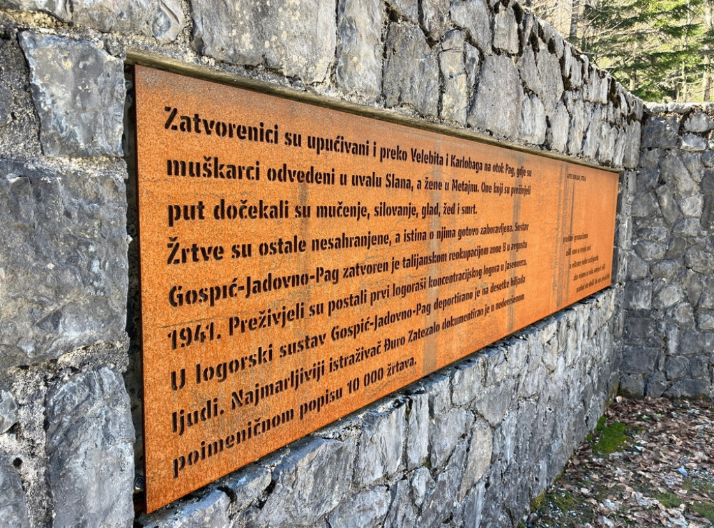 Hrvatska: U Jadovnu služen parastos Srbima koje su ubile ustaše 1941. godine