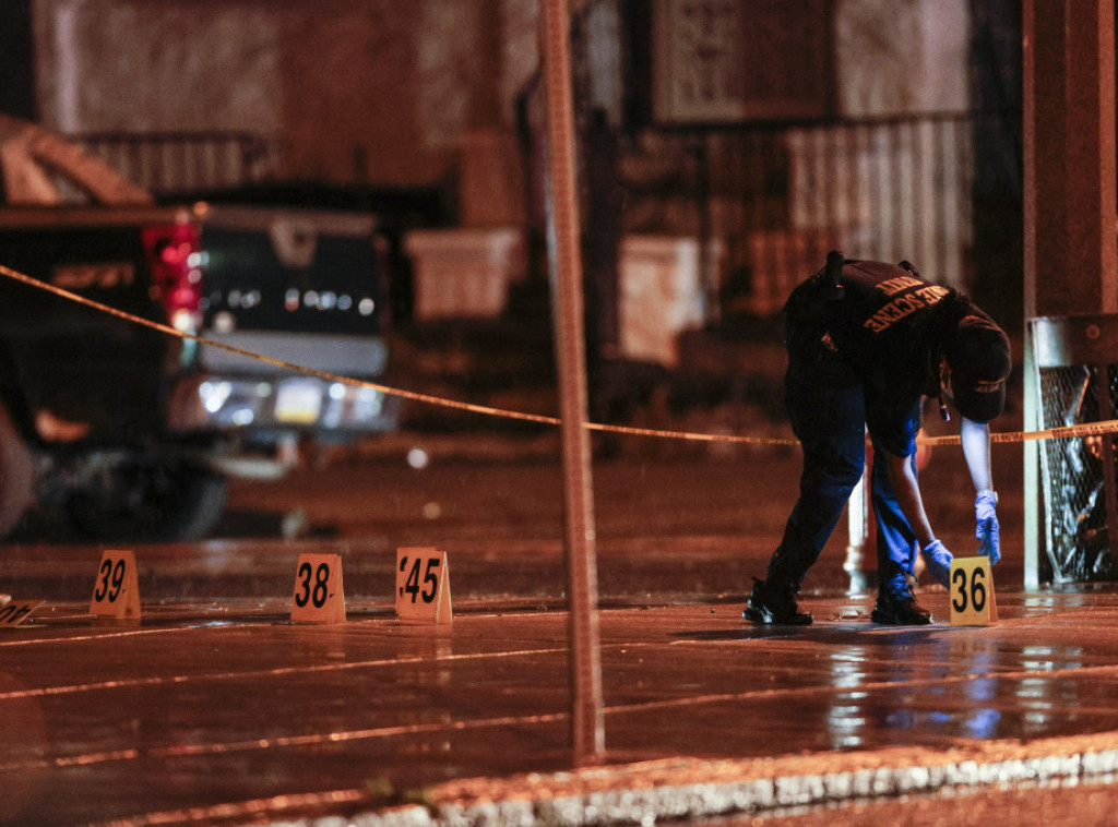 U pucnjavi u Filadelfiji ubijeno pet osoba, ranjeno dvoje dece