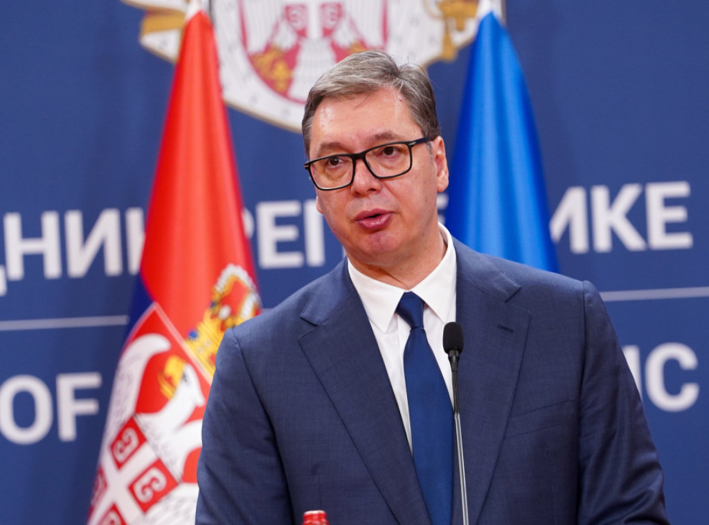 Vucic meets with Lajcak in Belgrade