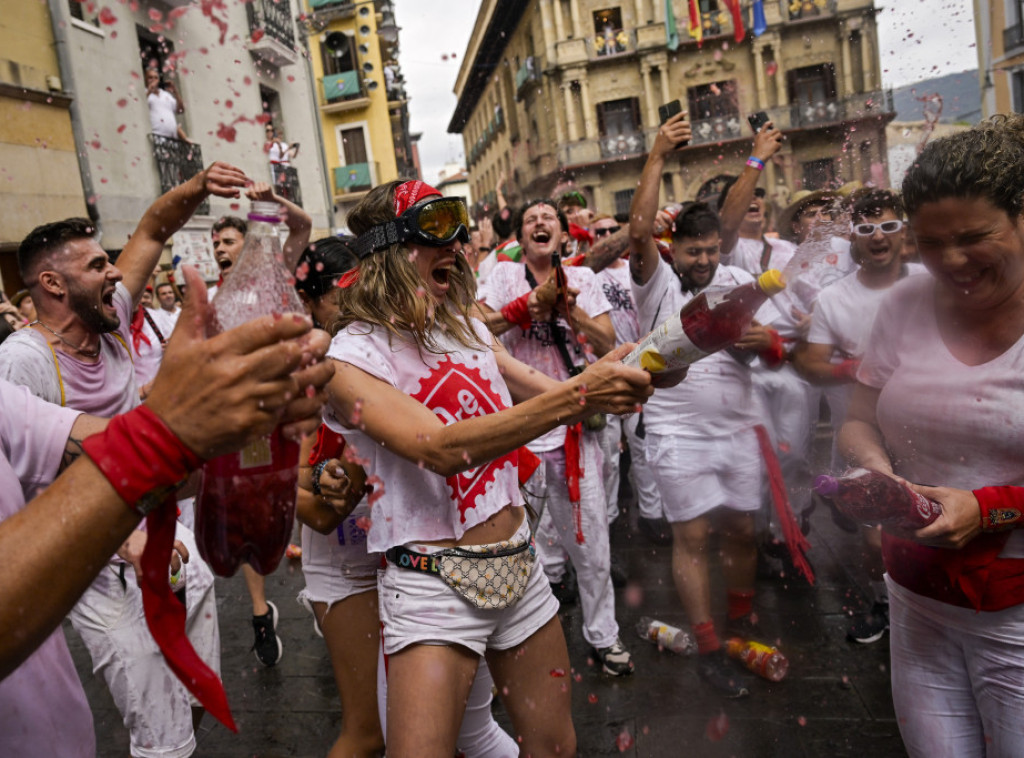 Španija: Obeležen početak festivala San Fermin, poznatog po trkama sa bikovima