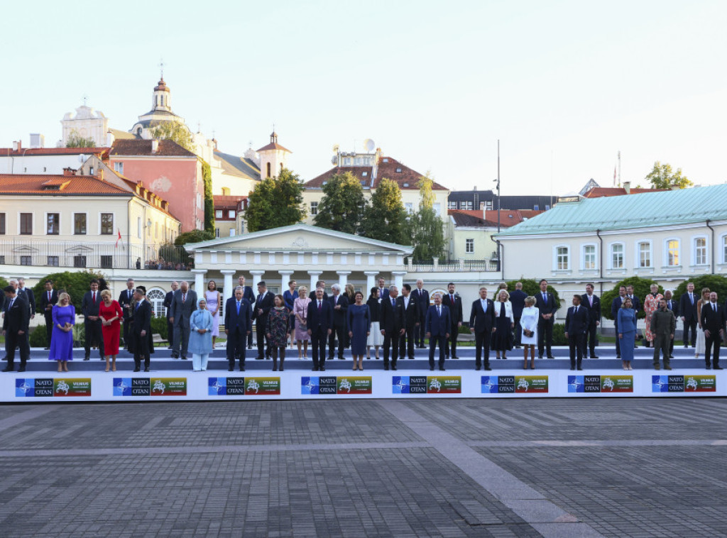 NATO lideri danas razgovaraju o nacrtu u deklaracije na samitu u Viljnusu