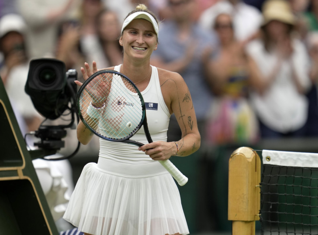 Marketa Vondroušova pobedila Elinu Svitolinu i izborila finale Vimbldona